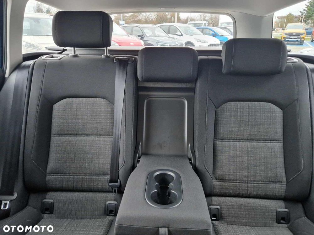 Volkswagen Passat Variant - 19