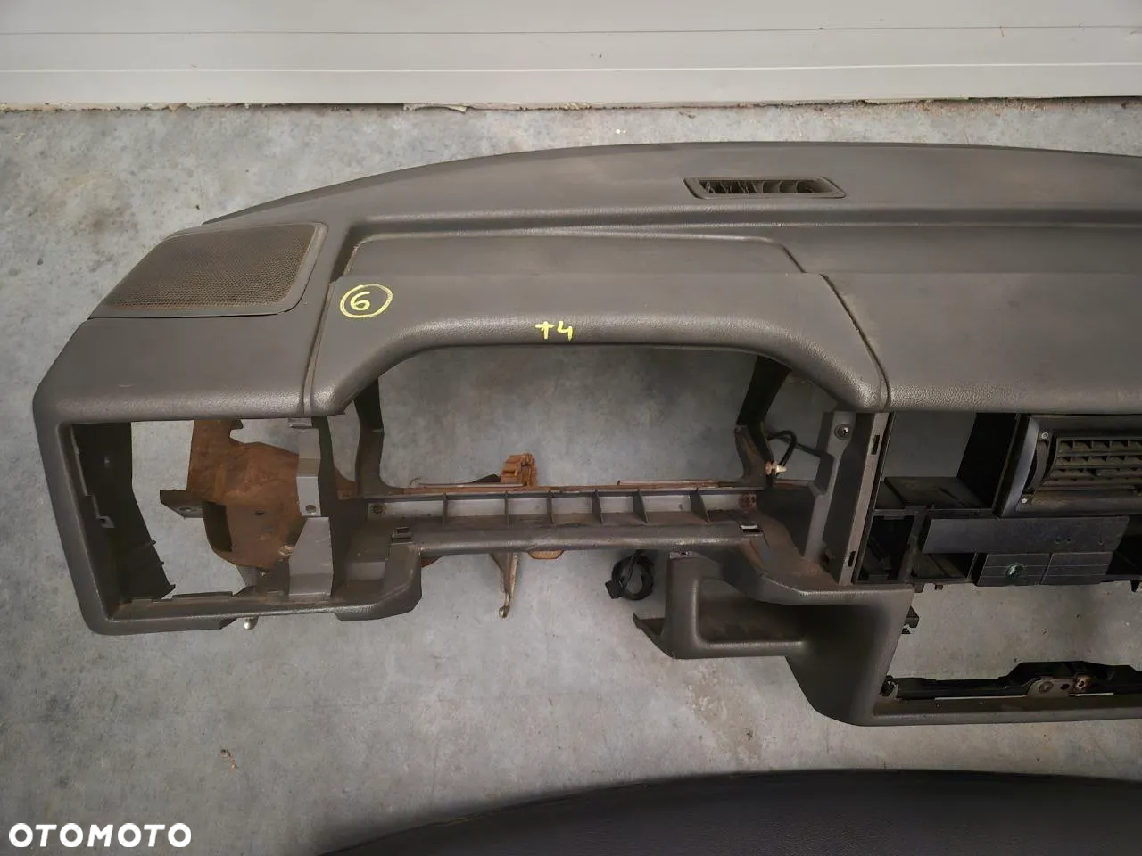 VOLKSWAGEN DESKA ROZDZIELCZA - 30