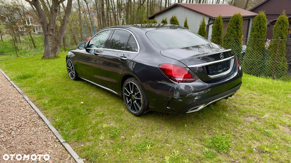 Mercedes-Benz Klasa C 400 4Matic 9G-TRONIC AMG Line - 8