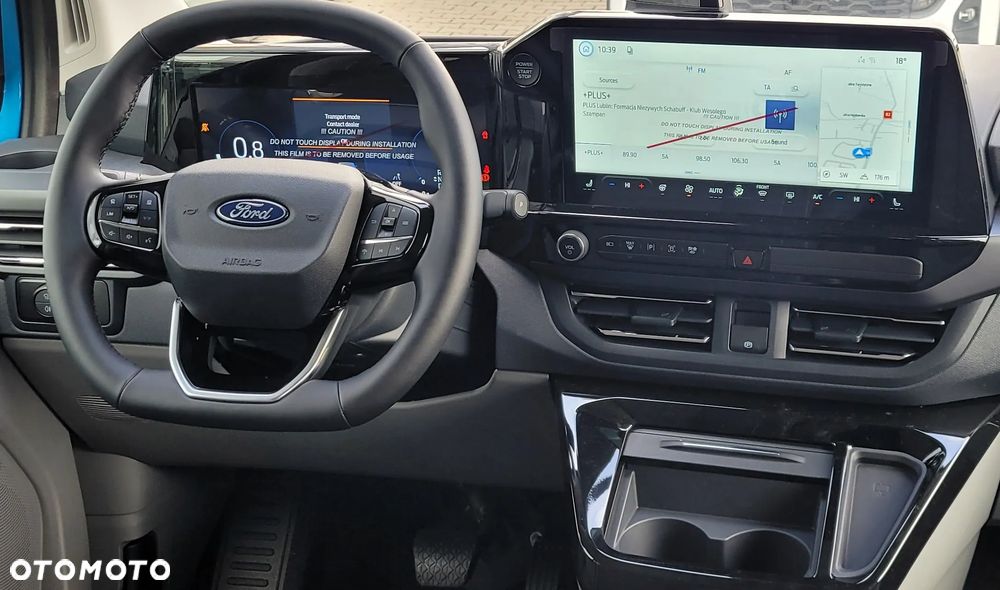 Ford Tourneo Custom - 10