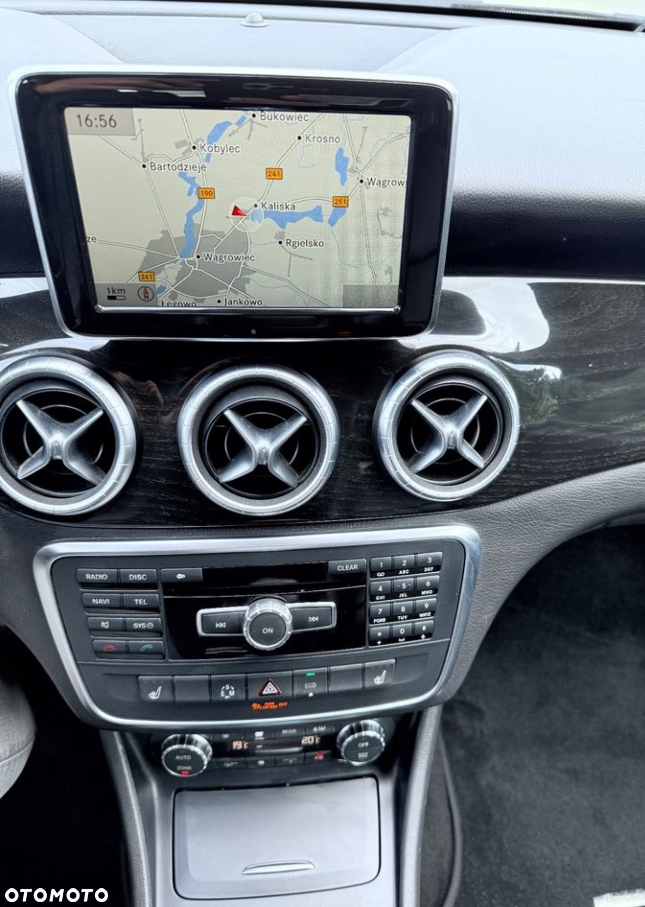 Mercedes-Benz CLA 250 7G-DCT AMG Line - 16