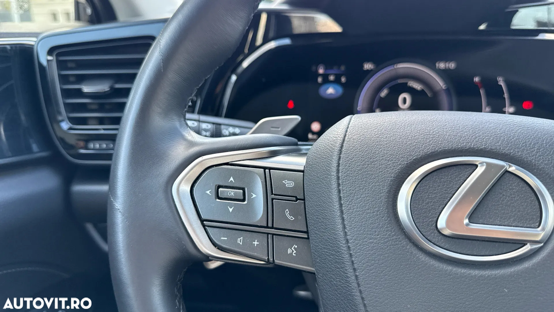 Lexus Seria NX 350h AWD CVT HEV Business - 8