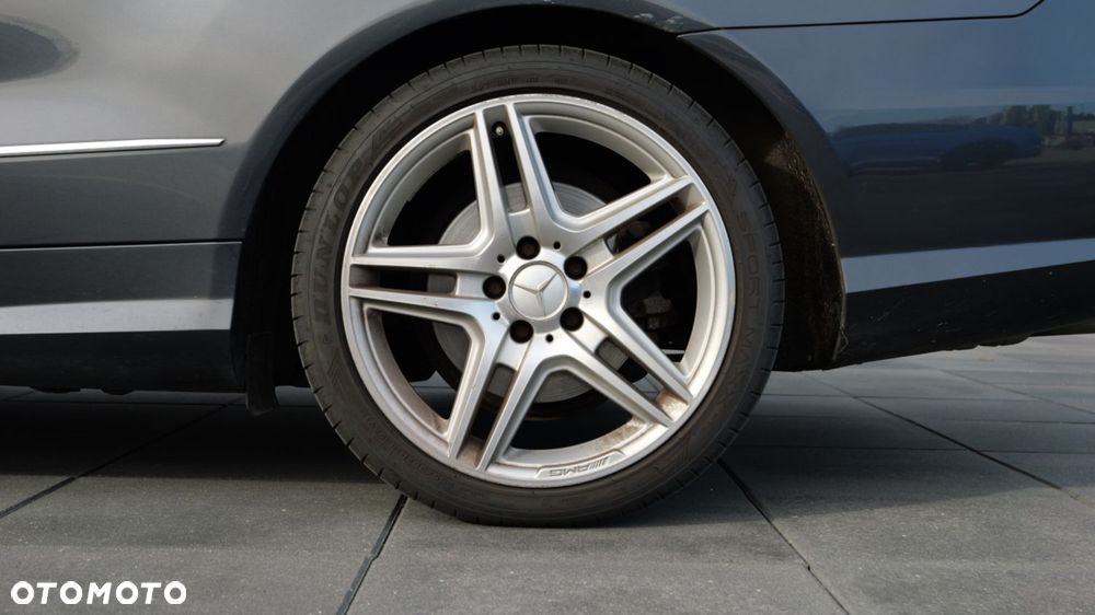 Mercedes-Benz Klasa E 350 CGI BlueEFFICIENCY 7G-TRONIC Elegance - 15