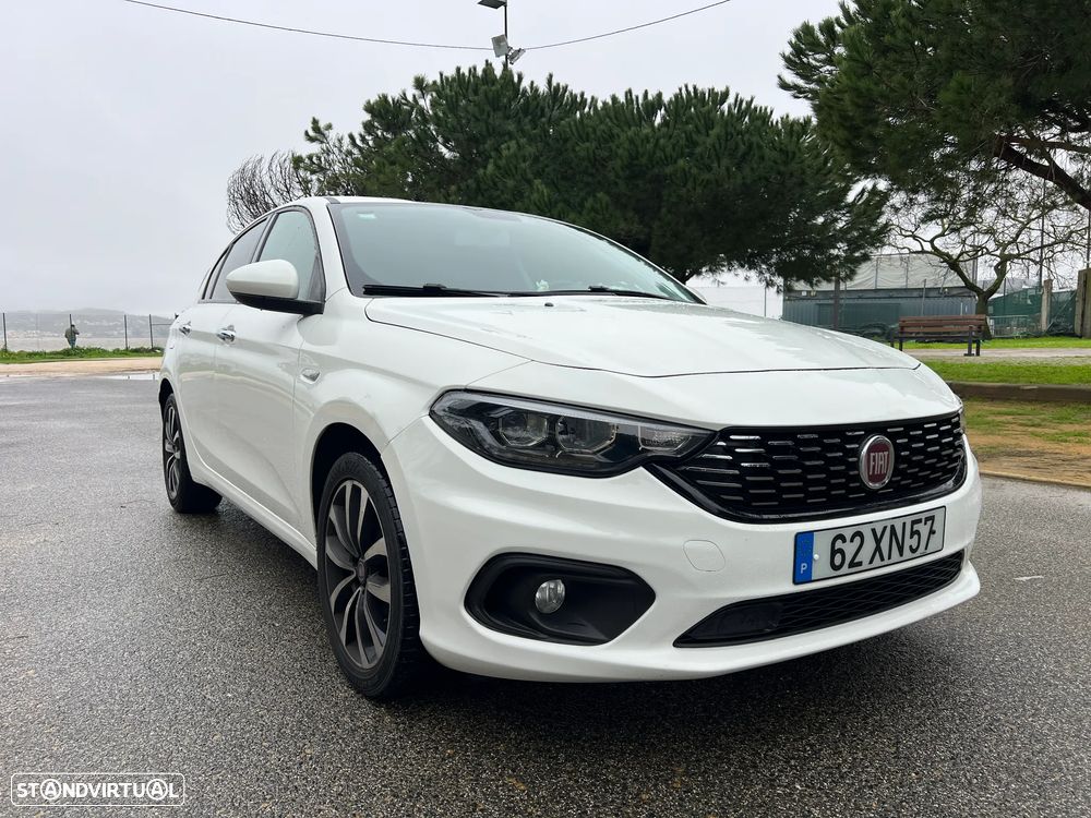 Fiat Tipo 1.6 M-Jet Lounge Tech DCT - 3