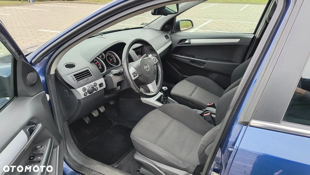 Opel Astra 2.0 T Sport - 4