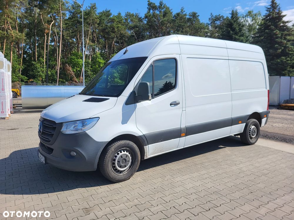 Mercedes-Benz Sprinter - 16