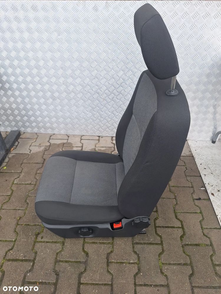 FOTEL PRAWY  KANAPA  PASAŻERA VW TRANSPORTER T5 T6 2016R - 2