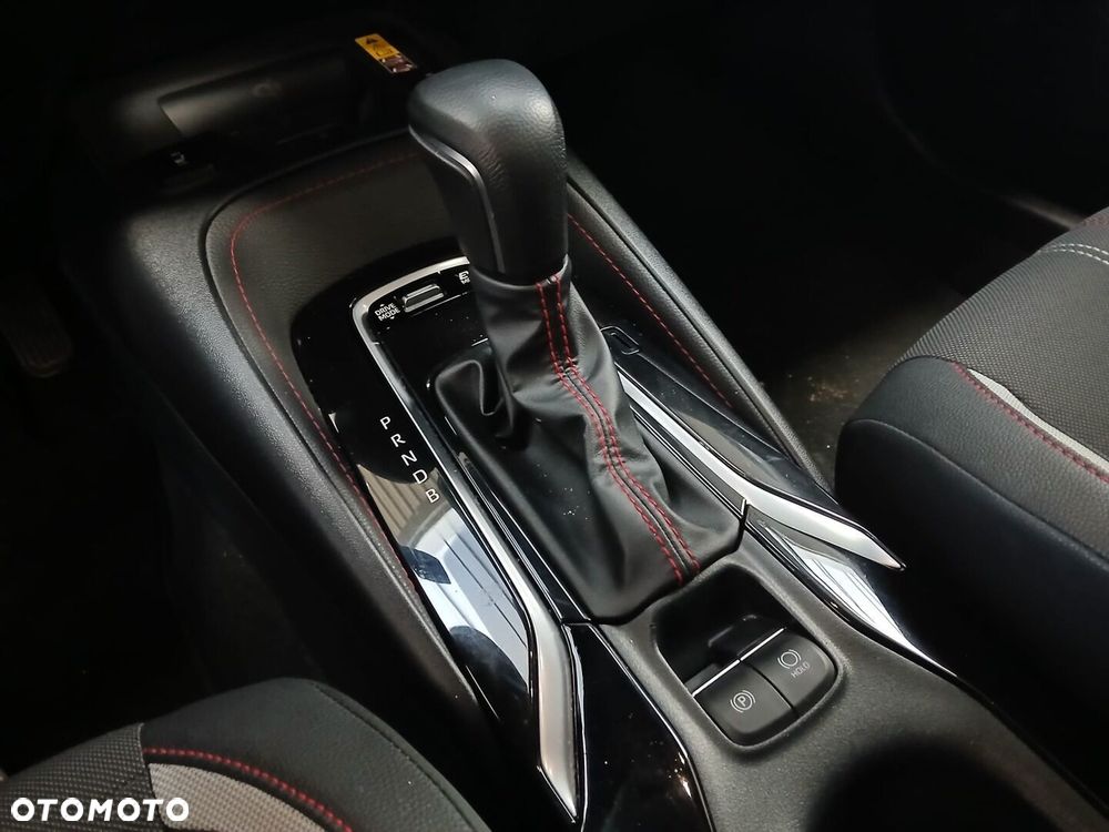 Toyota Corolla 1.8 Hybrid GR Sport Dynamic - 21