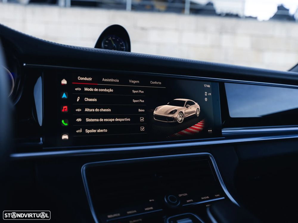 Porsche Panamera 4 E-Hybrid - 21