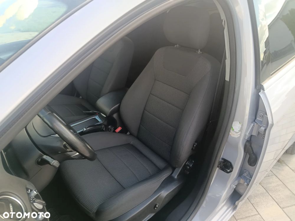 Ford Mondeo 2.0 TDCi Titanium - 24
