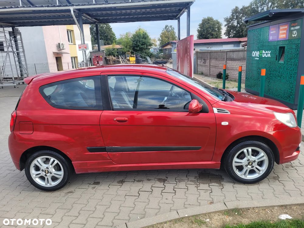 Chevrolet Aveo 1.2 16V LS - 2