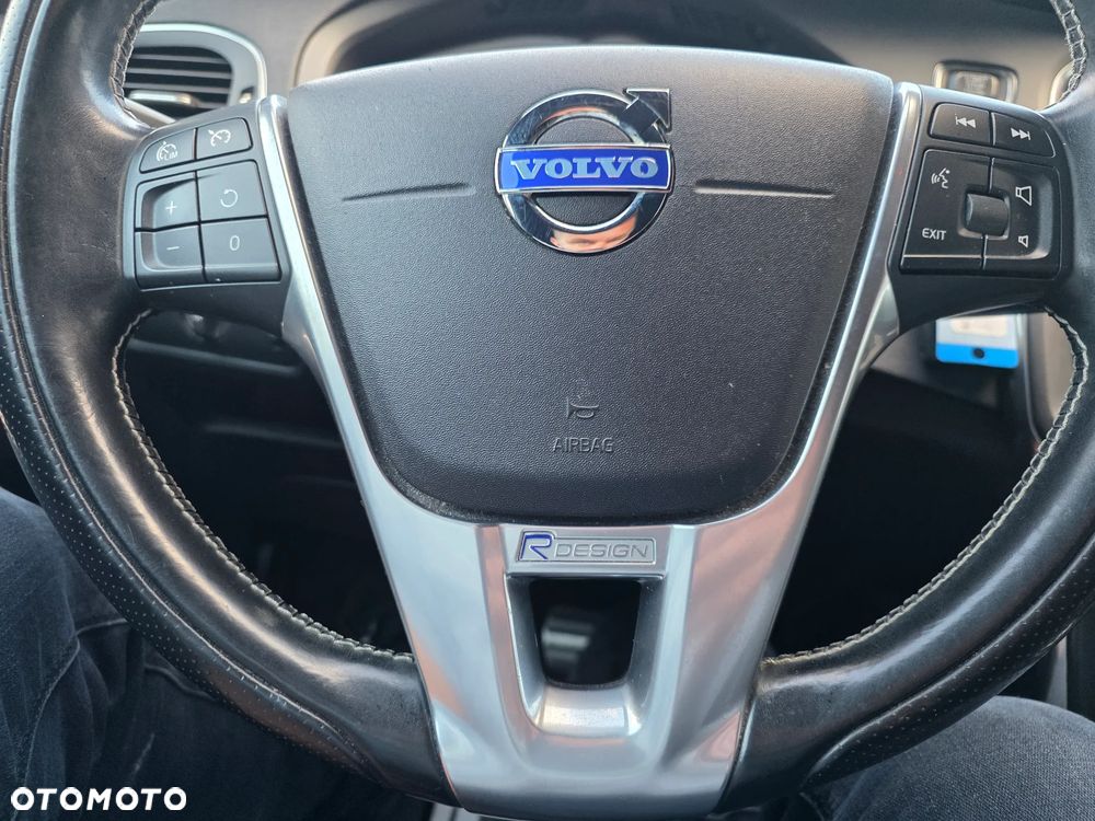 Volvo V40 D4 Drive-E R-Design Kinetic - 23