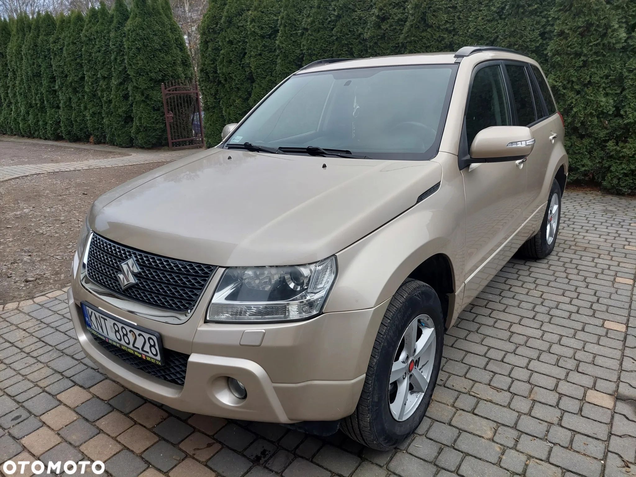 Suzuki Grand Vitara 2.4 Premium - 1