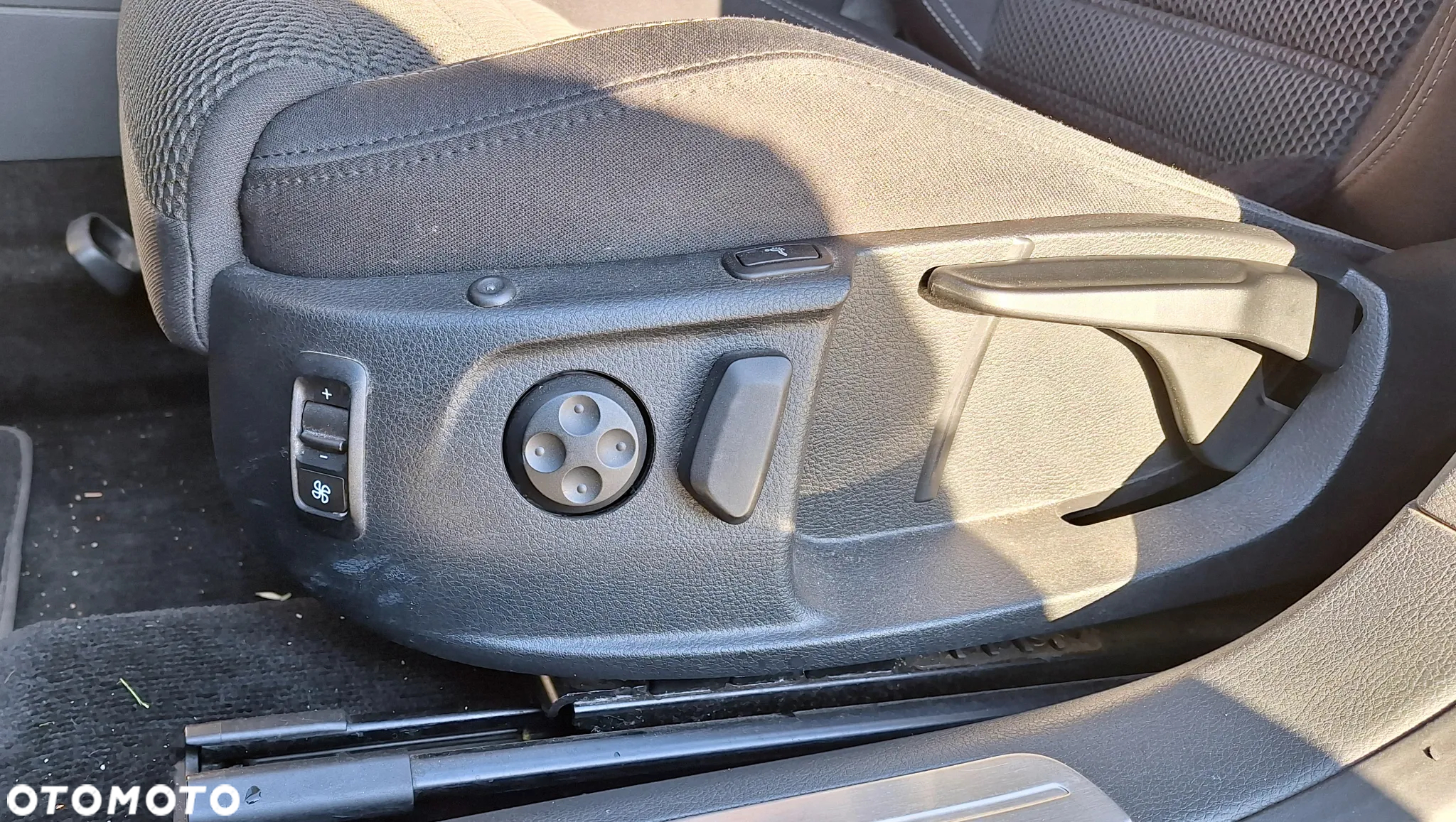 Volkswagen CC - 19