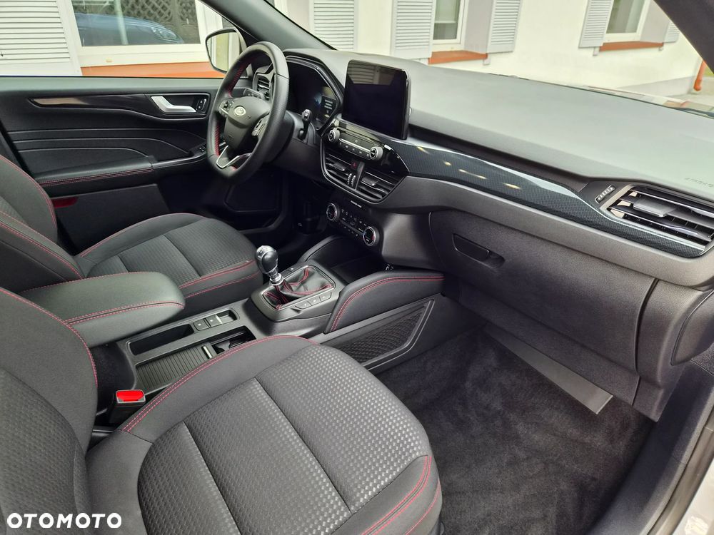 Ford Kuga - 20