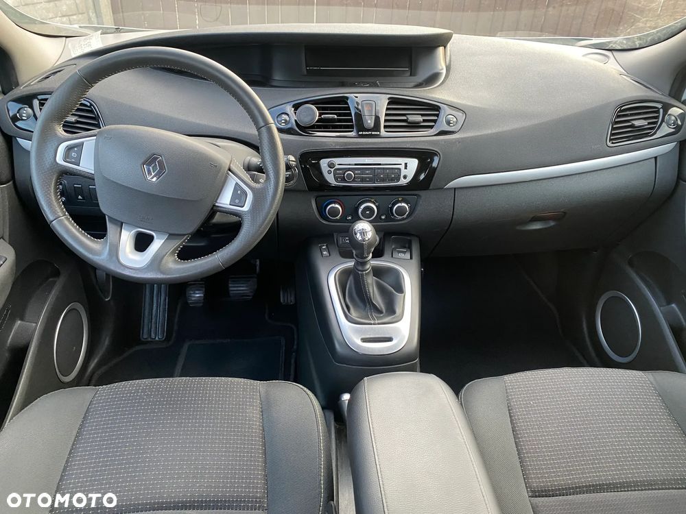 Renault Scenic 1.5 dCi Dynamique - 10