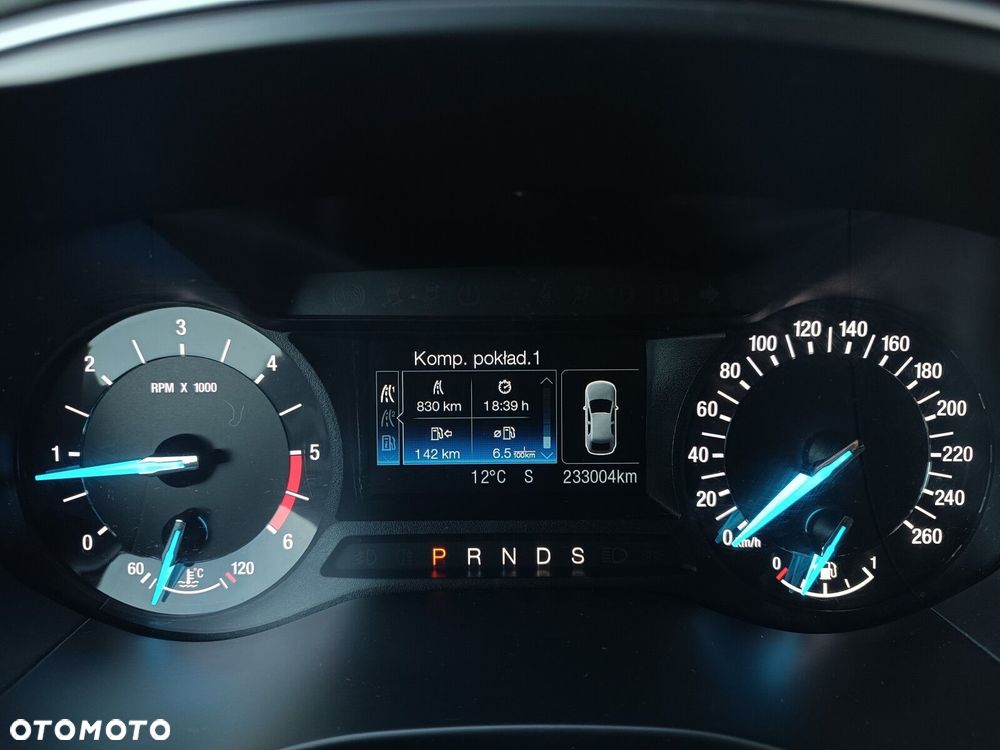 Ford Mondeo 2.0 TDCi Titanium 4WD PowerShift - 10
