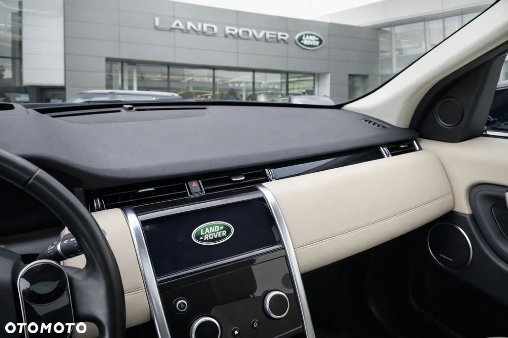 Land Rover Discovery Sport P250 SE - 14