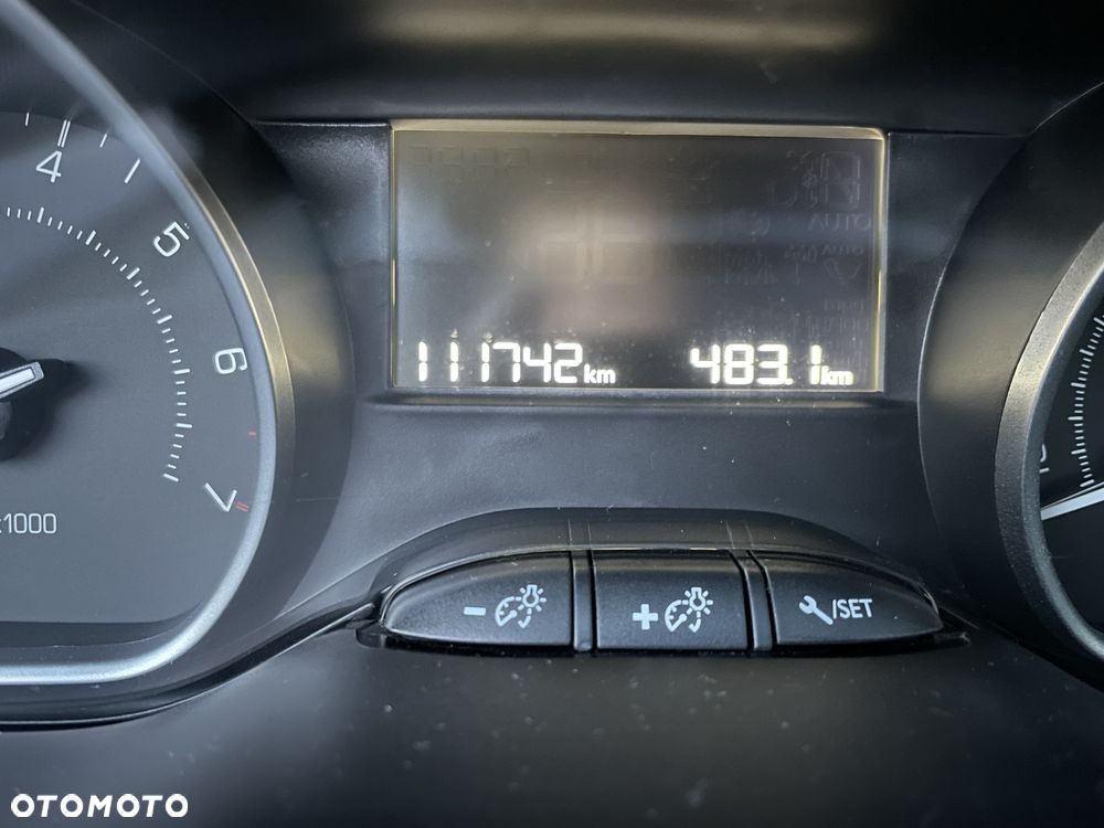 Peugeot 308 - 6