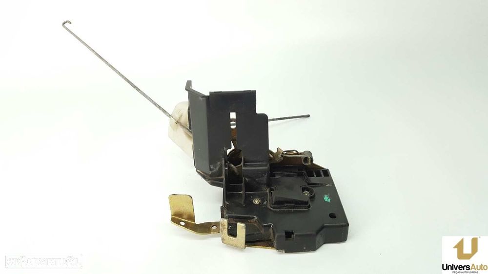 FECHADURA PORTA FRENTE DIREITA BMW SERIE 3 TOURING/CABRIO(E30) 318I TOURING - 1