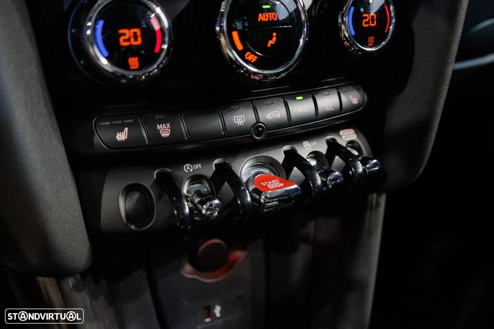 MINI 3 Portas One - 24