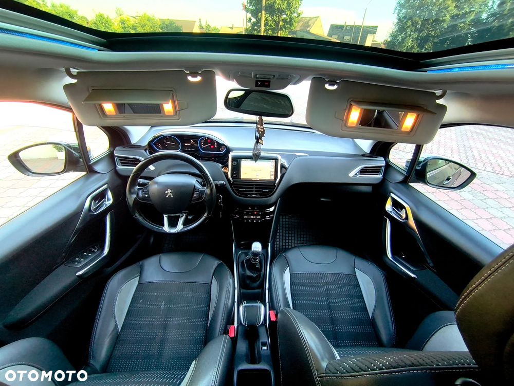 Peugeot 2008 e-HDi FAP 115 STOP & START Allure - 9