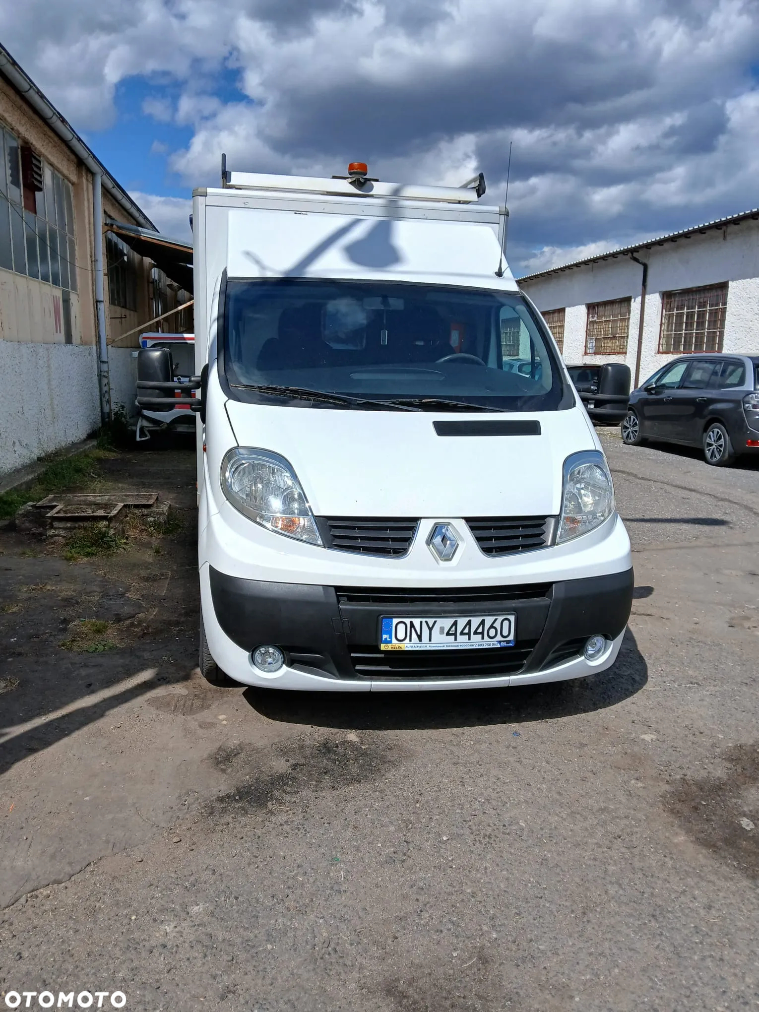 Renault TRAFIC - 16