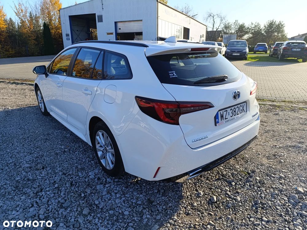 Toyota Corolla 1.8 Hybrid Comfort - 12