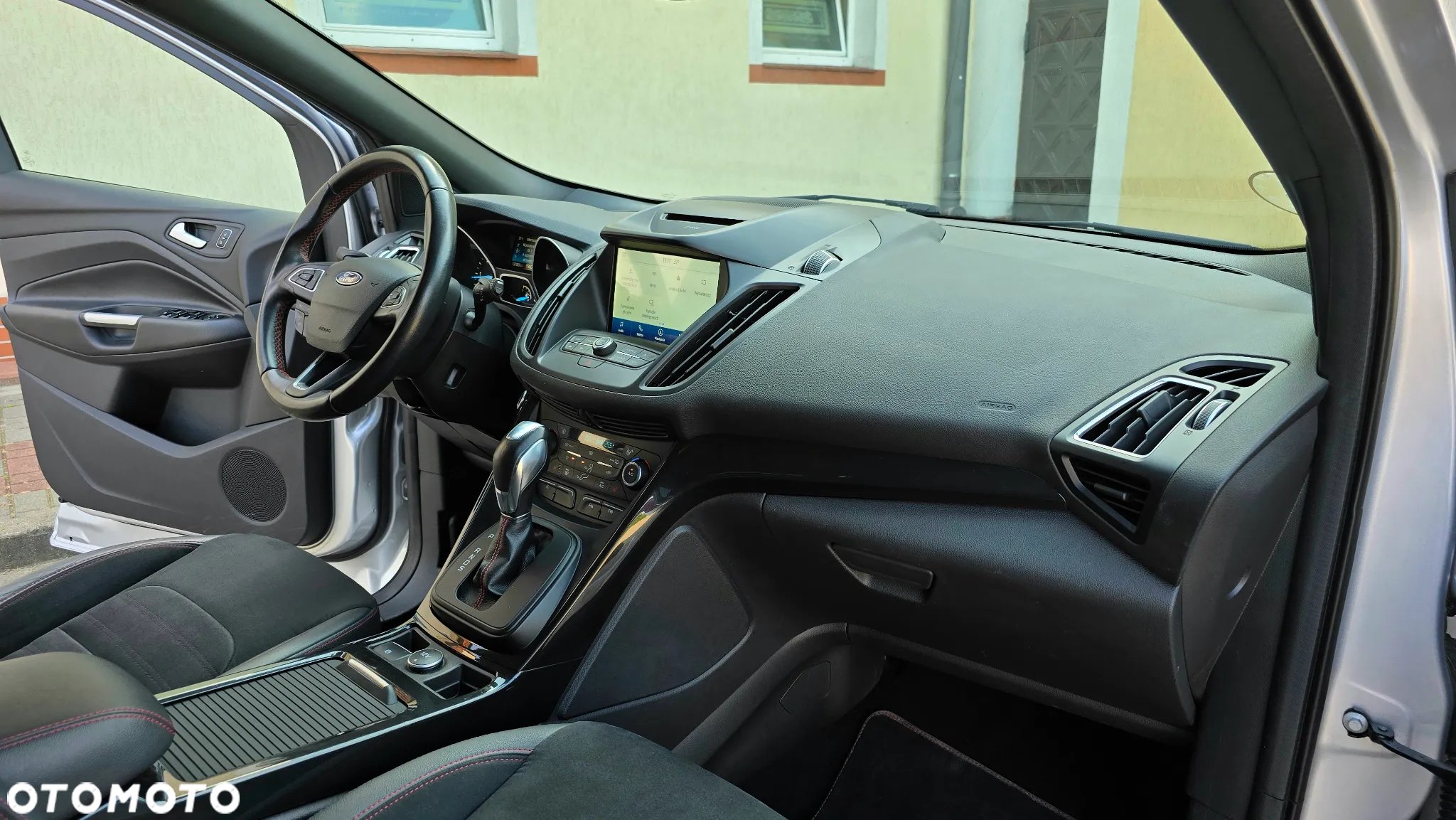 Ford Kuga 1.5 EcoBlue ST-LINE - 7