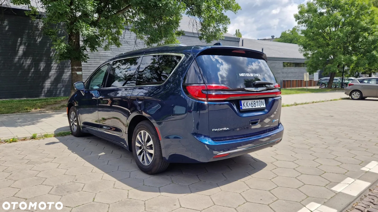Chrysler Pacifica - 7