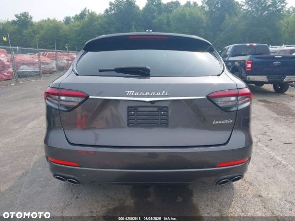 Maserati Levante - 8