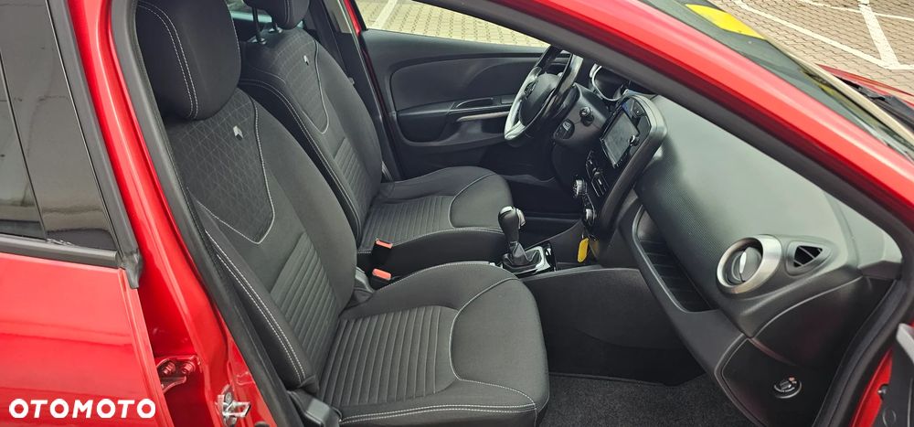 Renault Clio - 8