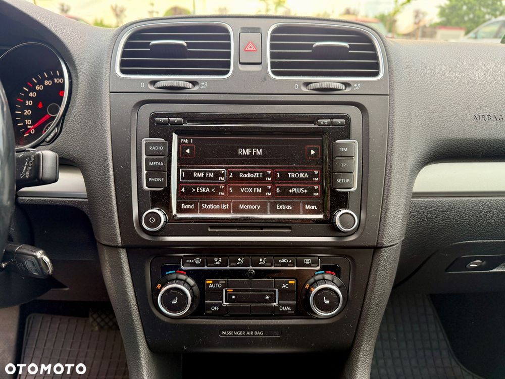 Volkswagen Golf 1.4 TSI Comfortline DSG - 11