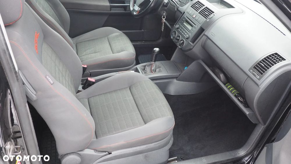 Volkswagen Polo - 7