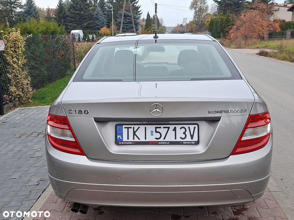Mercedes-Benz Klasa C 180 Kompressor - 8