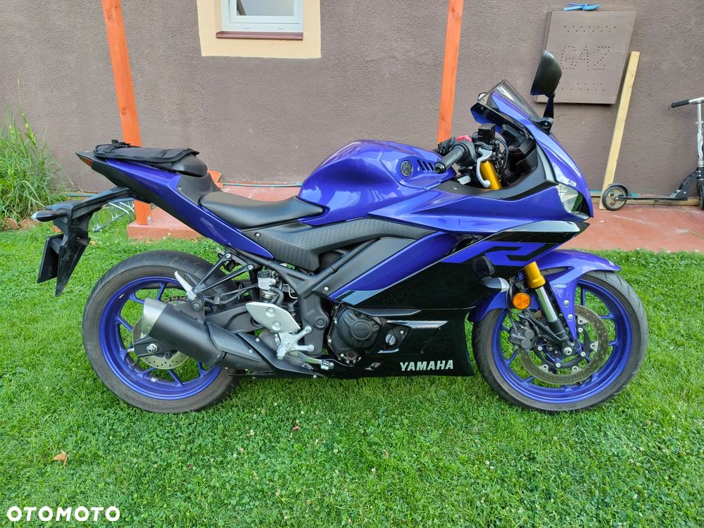 Yamaha YZF - 3