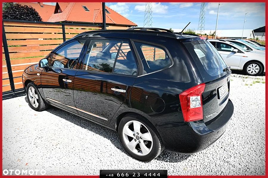 Kia Carens 2.0 CRDi Tour - 10