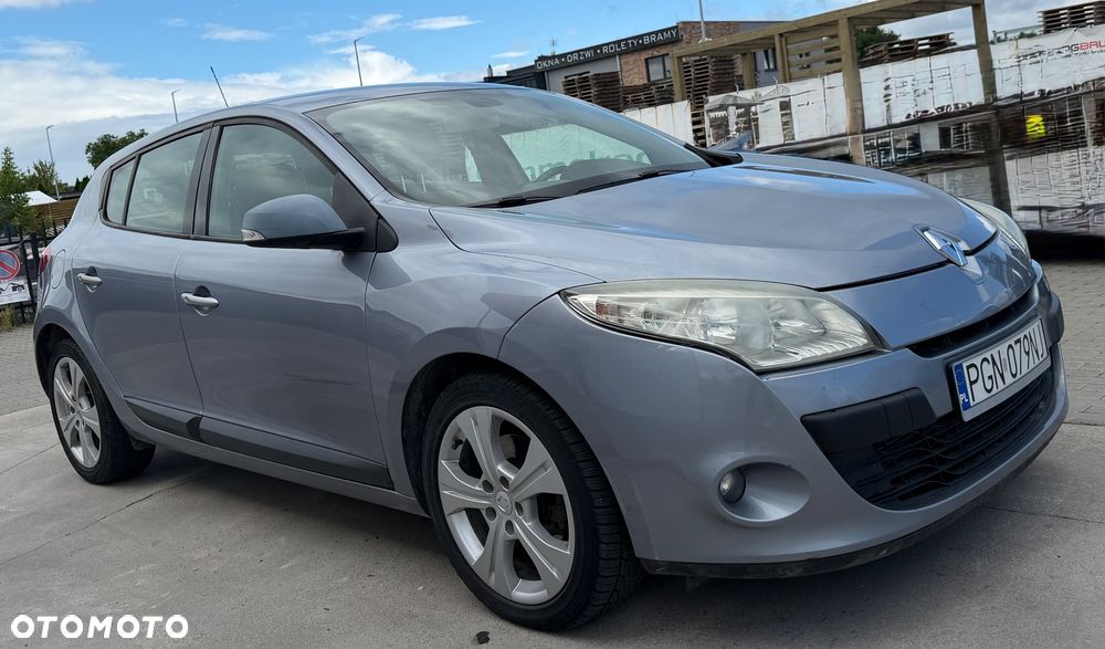 Renault Megane TCe 180 Dynamique - 2