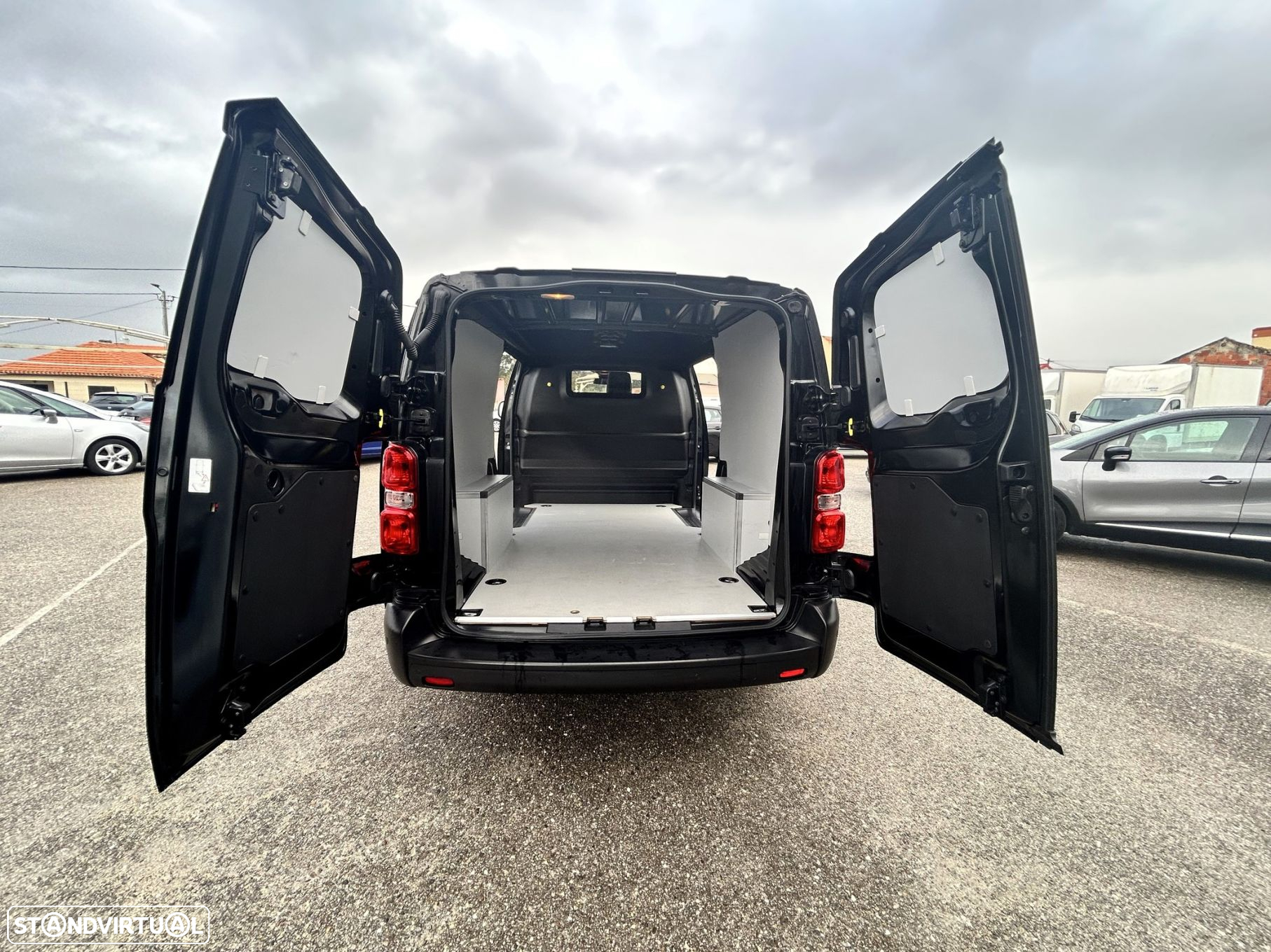 Citroën Jumpy XL 2.0 BLUEHDI EAT8 DRIVER 180 CV - 24