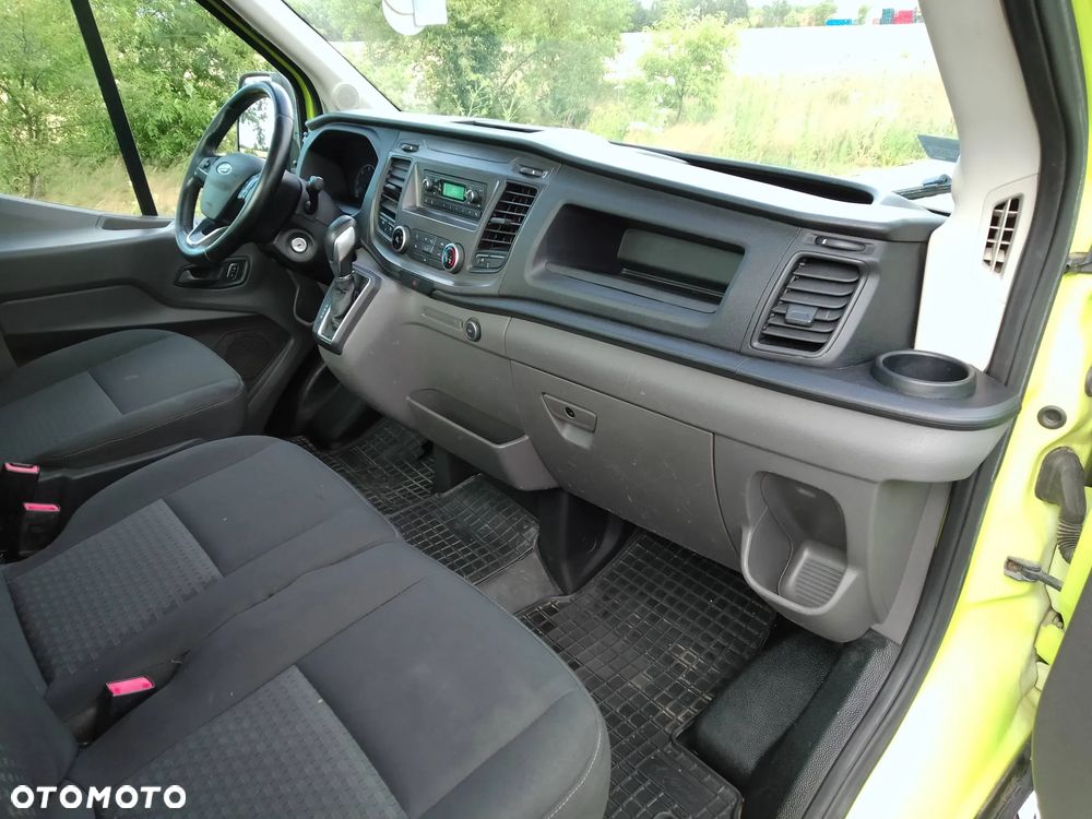 Ford Transit - 23