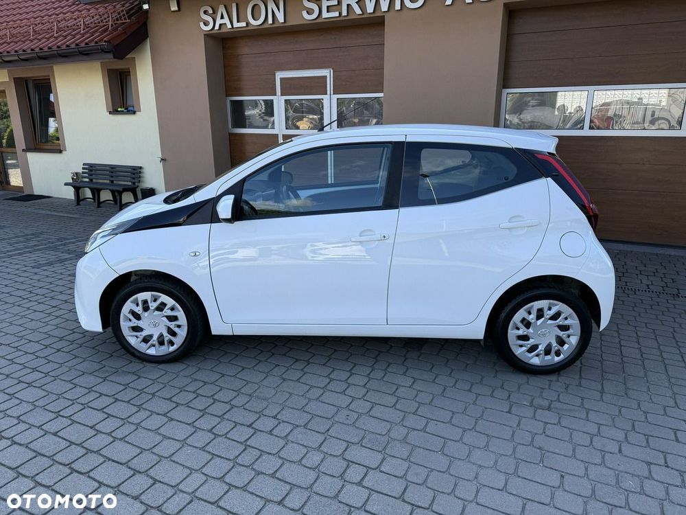Toyota Aygo x-play - 11