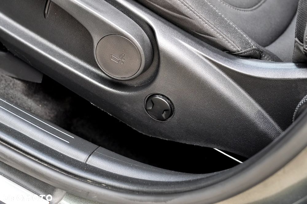 Hyundai Tucson 1.6 T-GDi HEV Executive 2WD - 17