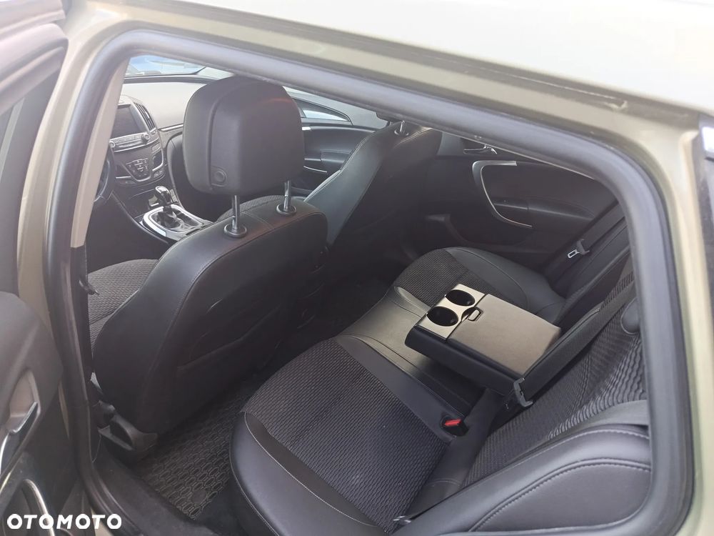 Opel Insignia 2.0 CDTI - 24