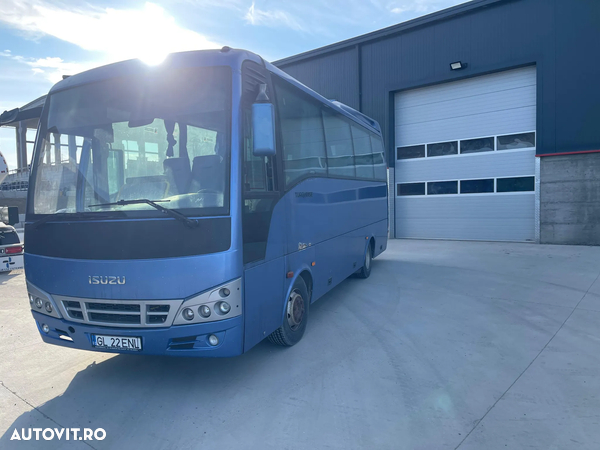 Isuzu Q-BUS 31 TURQUOISE