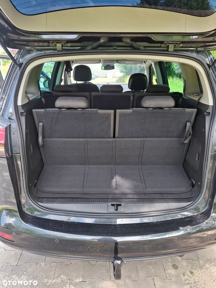 Opel Zafira - 27