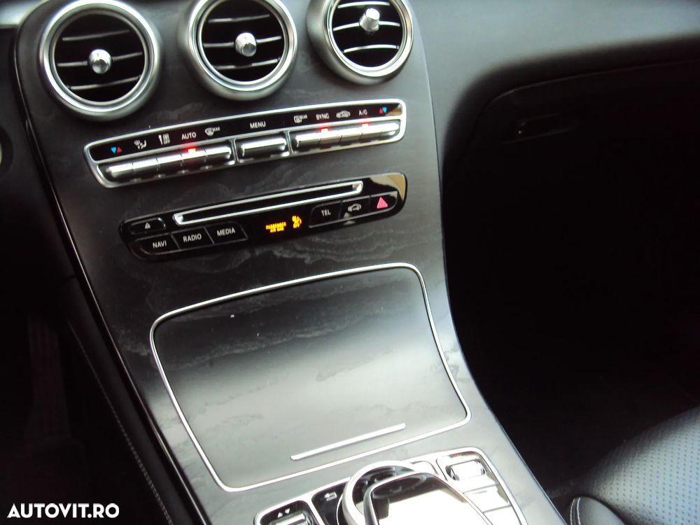 Mercedes-Benz GLC 250 4MATIC - 15