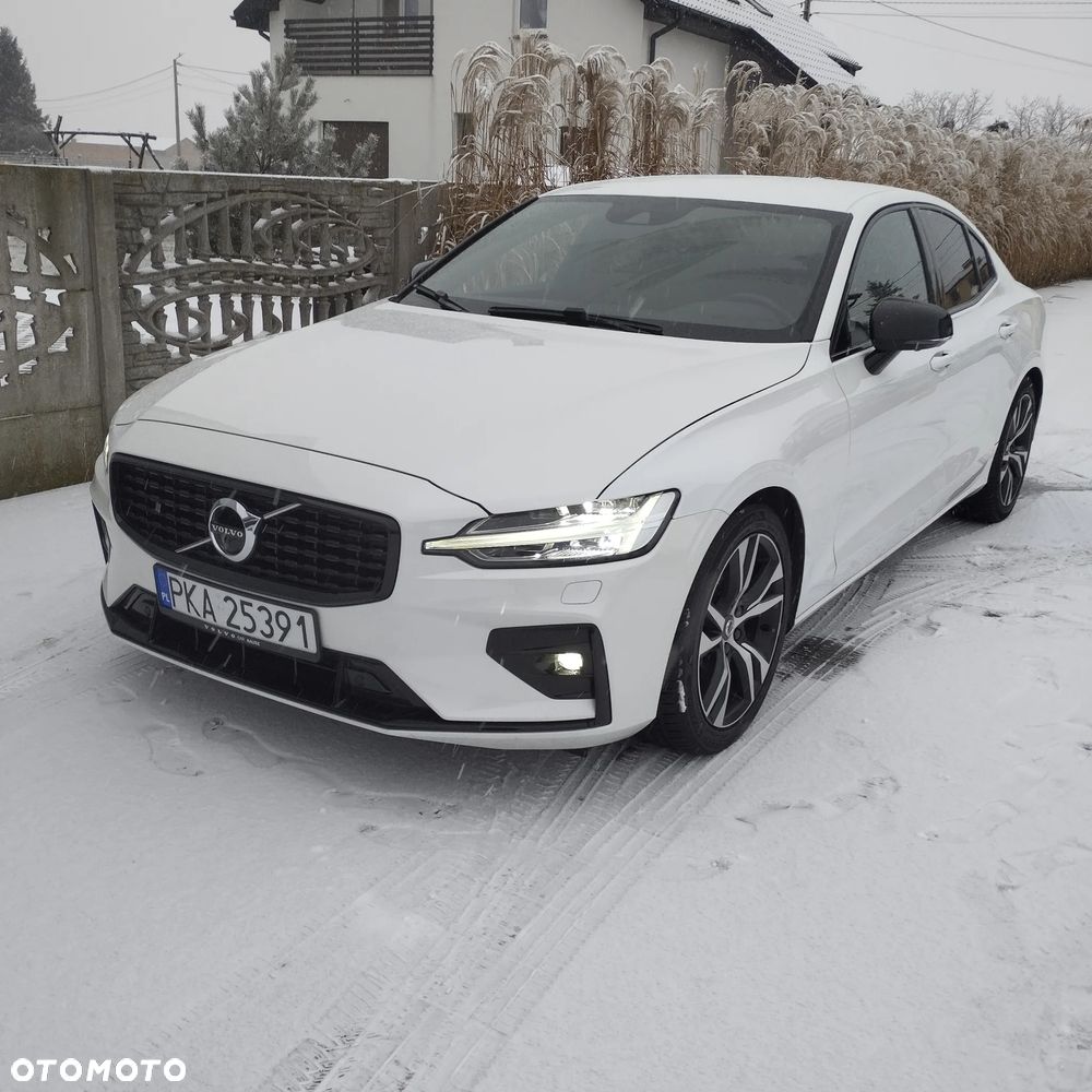 Volvo S60 B4 B R-Design - 4