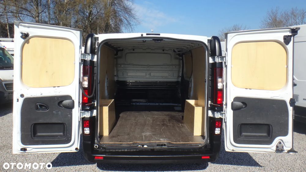 Renault Trafic - 8