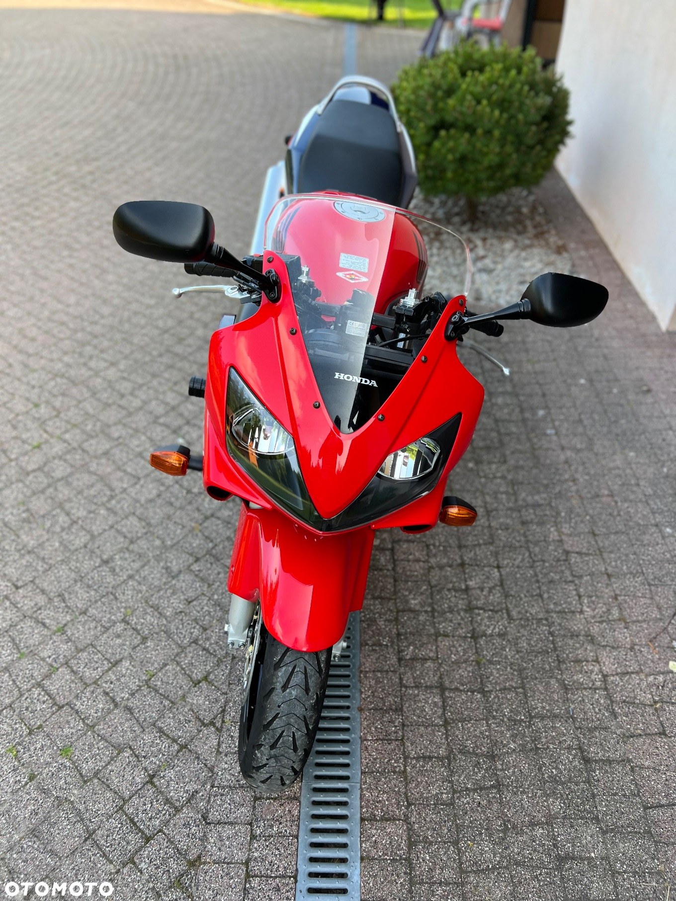 Honda CBR - 23