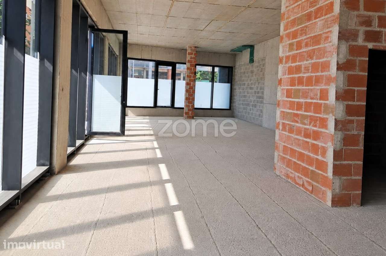 Loja comercial ,NOVA, com 148,70 m² na Maia, Praça do Oxigénio - Grande imagem: 5/10